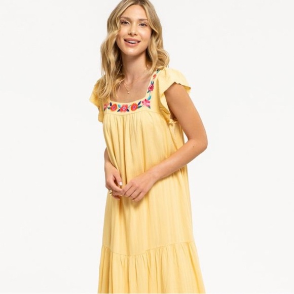 Floral embroidered midi dress - Picture 3 of 10